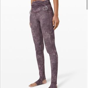 Lululemon hug your core